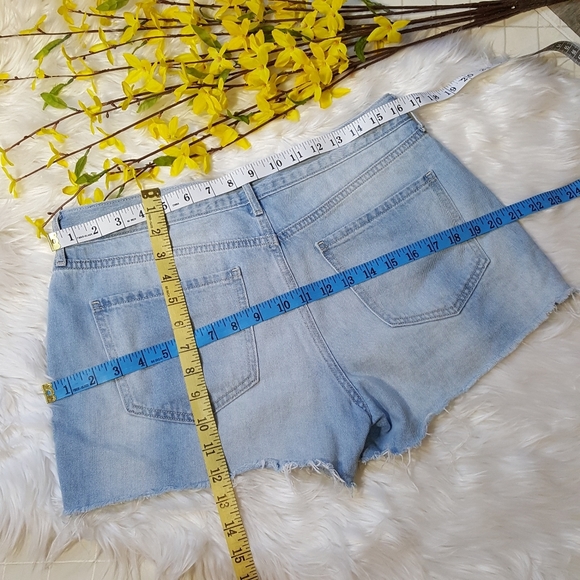 OLD NAVY women's shorts - Picture 3 of 6